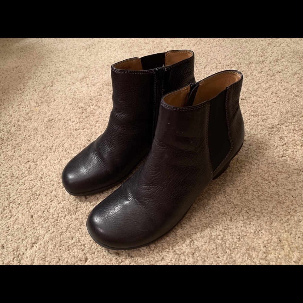 Softspot Boots, black leather, 9, NWOT